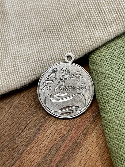 A Spacial Date Gift Present Medal Pendent Solid 925 Sterling Silver Jewelry