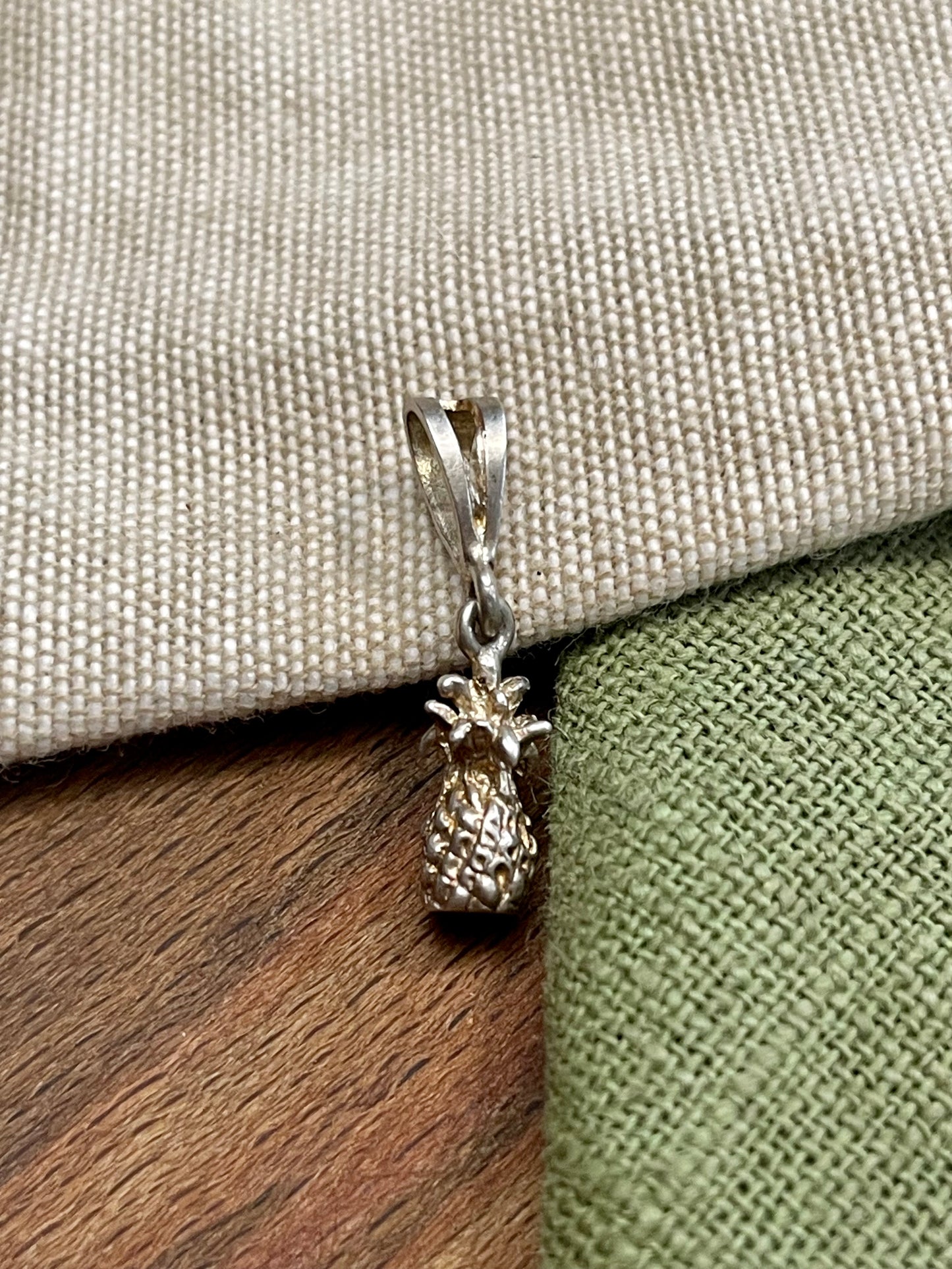 Pineapple Fruit Gift Present Medal Pendent Solid 925 Sterling Silver Jewelry