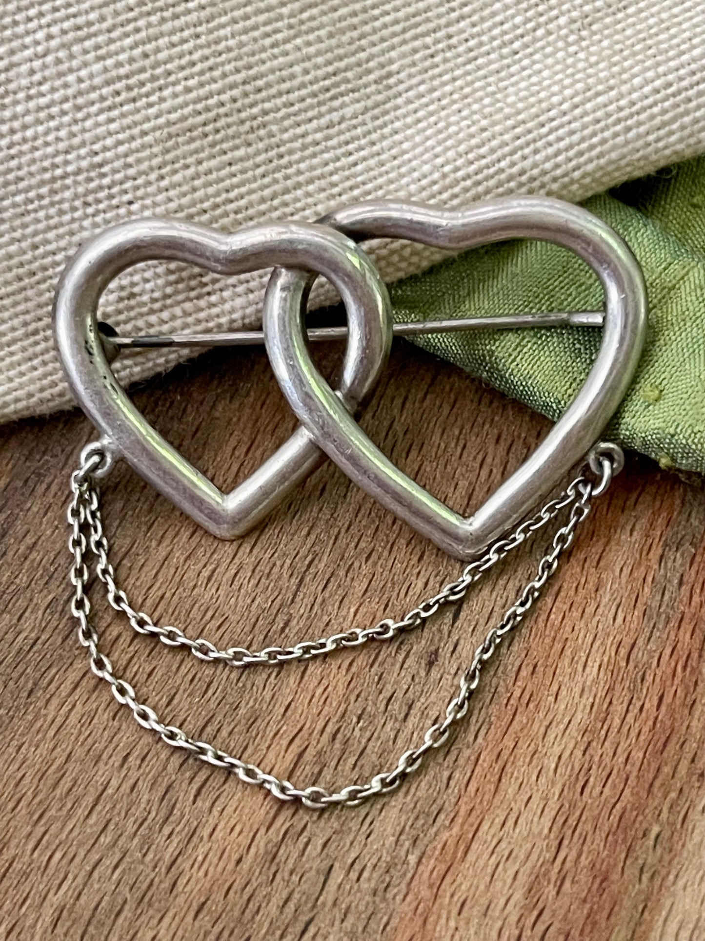 Pair of Interlinked Hearts Brooch Sterling 925 Silver Vintage Retro Jewellery